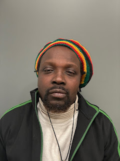 Waterbury man arrested for DUI following single-vehicle crash, police say