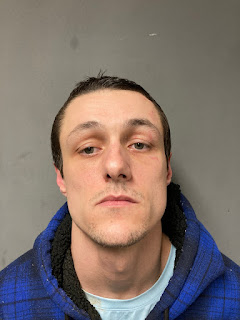 Mendon man arrested for DUI following single-vehicle crash, police say