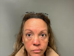 Norwich woman arrested for DUI and negligent operation, police say