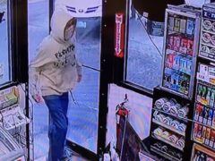 Retail theft investigation underway in Waterbury, police say