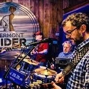 Cluckin’ & Pluckin ft. Lloyd Tyler Band