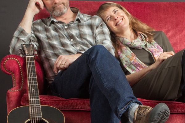 Summer Concert Series: Dana and Susan Robinson