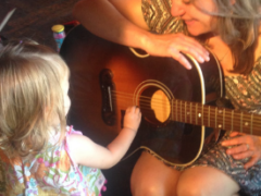 Sing Along with Linda Bassick at FFL